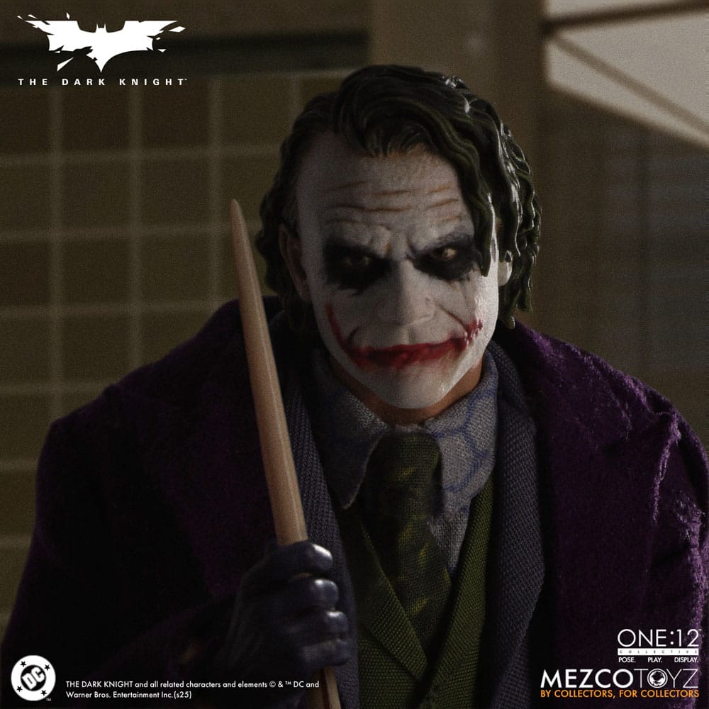 Mezco Toys The Dark Knight Joker 1/12 Actionfigur