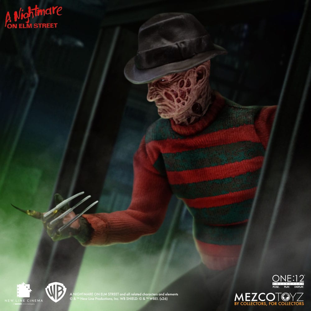 Mezco Toyz Nightmare On Elm Street Freddy Krueger 1/12 Actionfigur