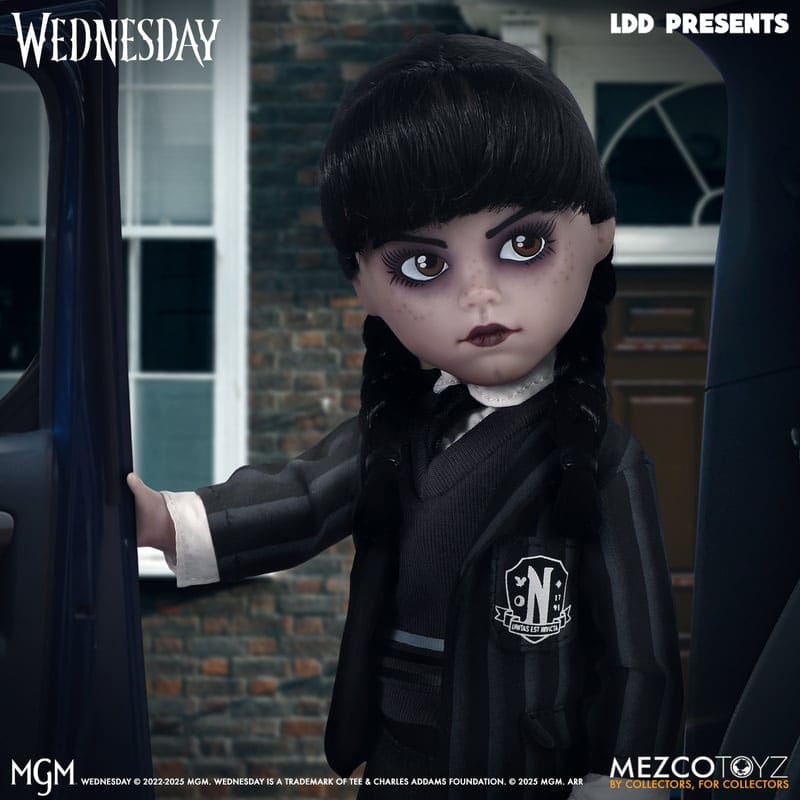 Mezco Toyz Wednesday Nevermore Academy Uniform LDD Presents Puppe