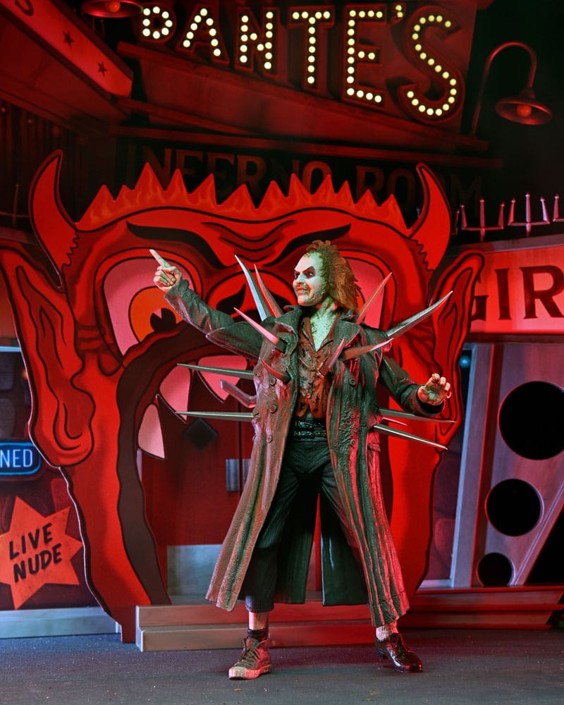 NECA Beetlejuice (1988) Diorama Trenchcoat with Spikes Inferno Room Deluxe Set
