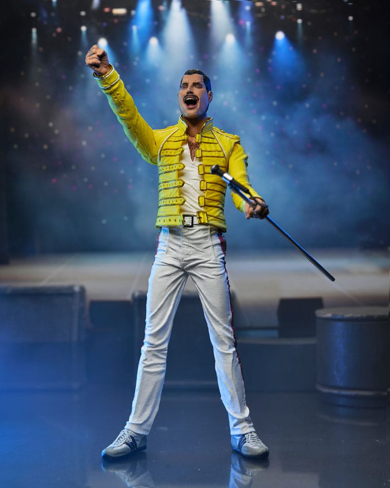 NECA Freddie Mercury Freddie Mercury (Yellow Jacket) Actionfigur