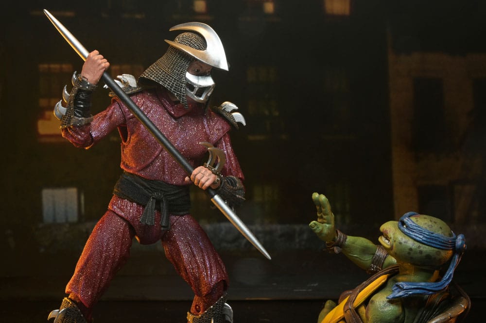 NECA Teenage Mutant Ninja Turtles (1990 Movie) Roof Top Battle Shredder vs Leo Actionfigur
