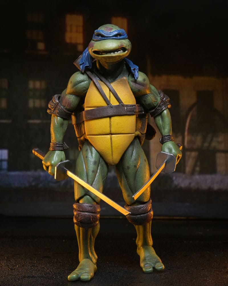 NECA Teenage Mutant Ninja Turtles (1990 Movie) Roof Top Battle Shredder vs Leo Actionfigur