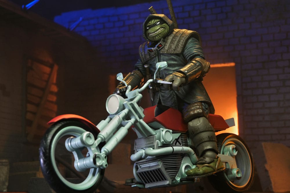 NECA Teenage Mutant Ninja Turtles Last Ronin Casey Marie Motorcycle Actionfigur