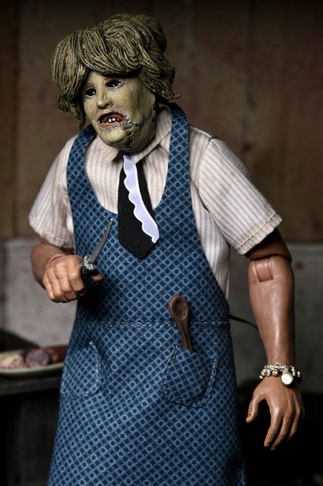 NECA Texas Chainsaw Massacre Leatherface with Old Lady Mask Clothed Actionfigur