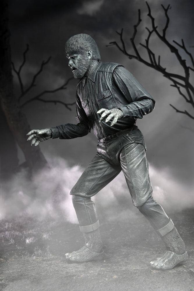 NECA Universal Monsters Ultimate The Wolf Man (Black & White) Actionfigur