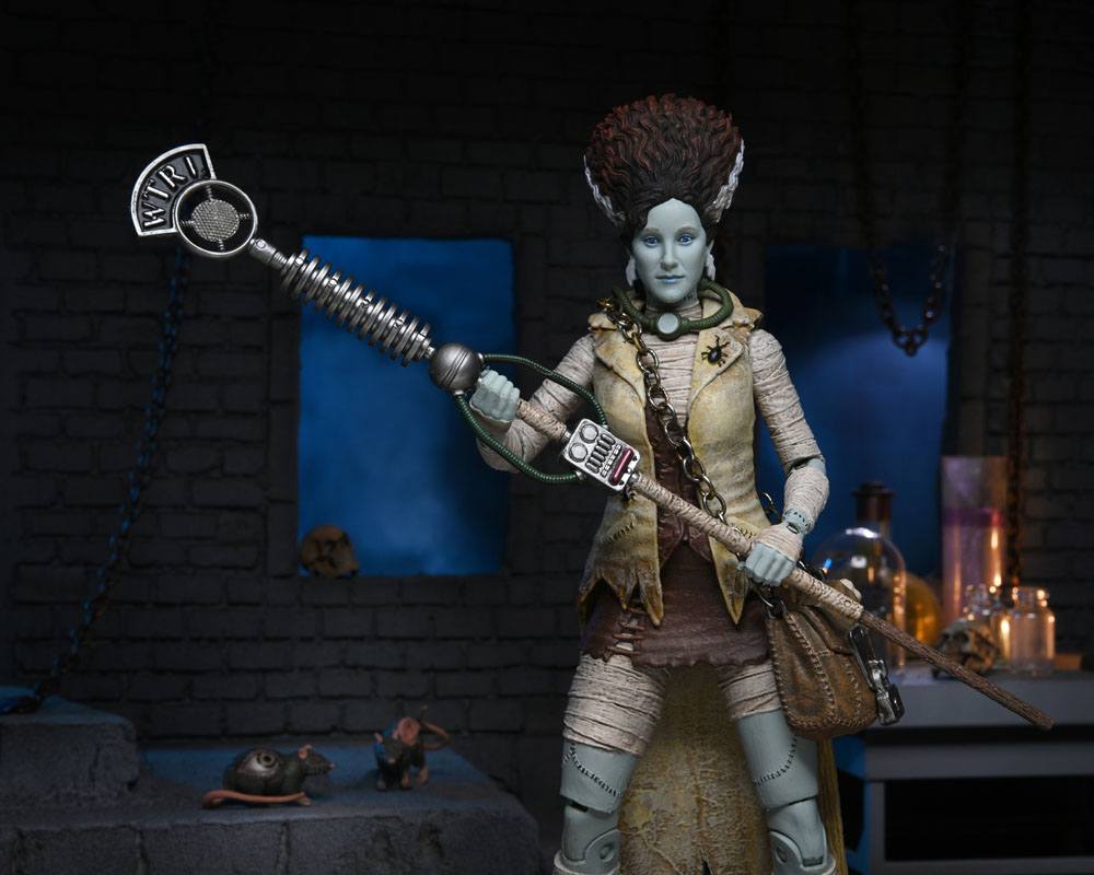 NECA Universal Monsters x Teenage Mutant Ninja Turtles April as The Bride Actionfigur