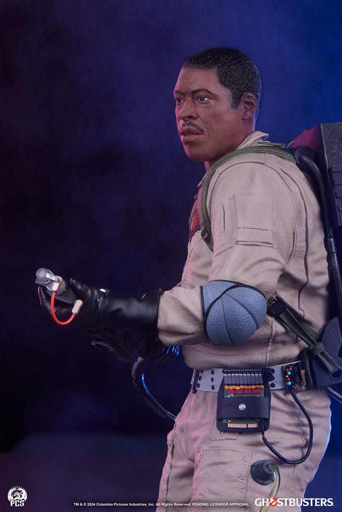 Premium Collectibles Studio Ghostbusters Premier Series Winston 1/4 Statue