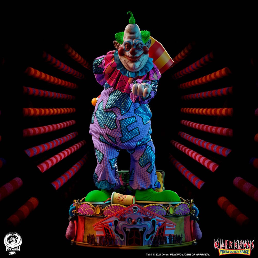 Premium Collectibles Studio Space Invaders Premier Series Jumbo 1/4 Statue