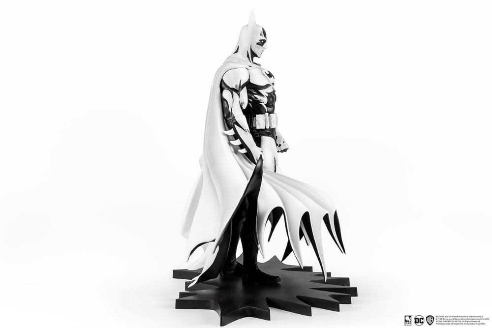 Pure Arts Batman PX Black & White Version SDCC 2024 1/8 Statue