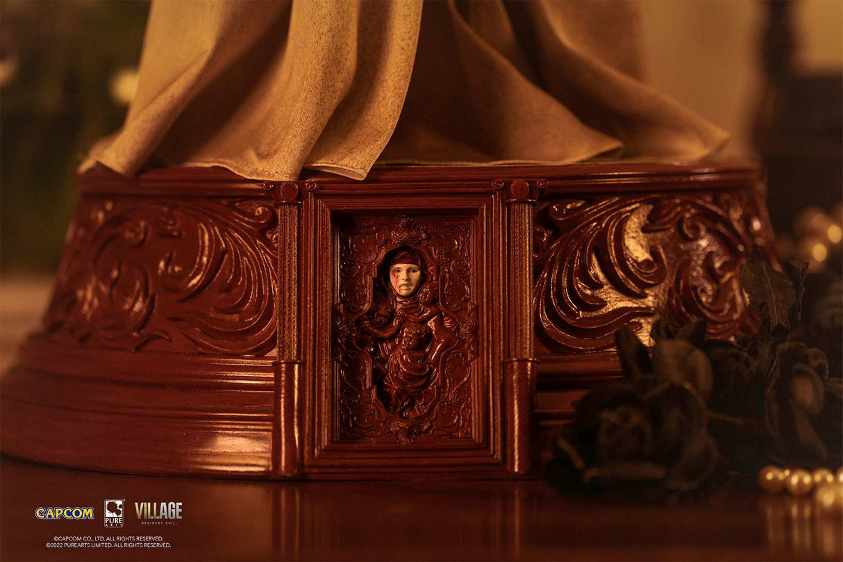 Pure Arts Resident Evil Village Lady Dimitrescu 1/4 Statue