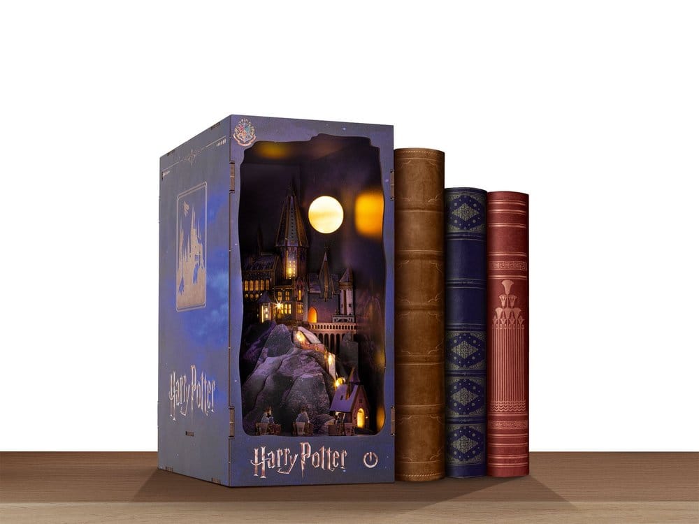 Revell Harry Potter Tiny Adventures Book Nook Mini-Diorama Hogwarts Castle 18 cm