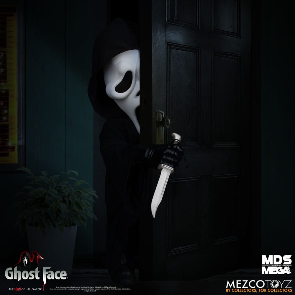 Scream - Ghost Face MDS Mega Scale 38 cm Puppe - BESCHÄDIGTE VERPACKUNG!