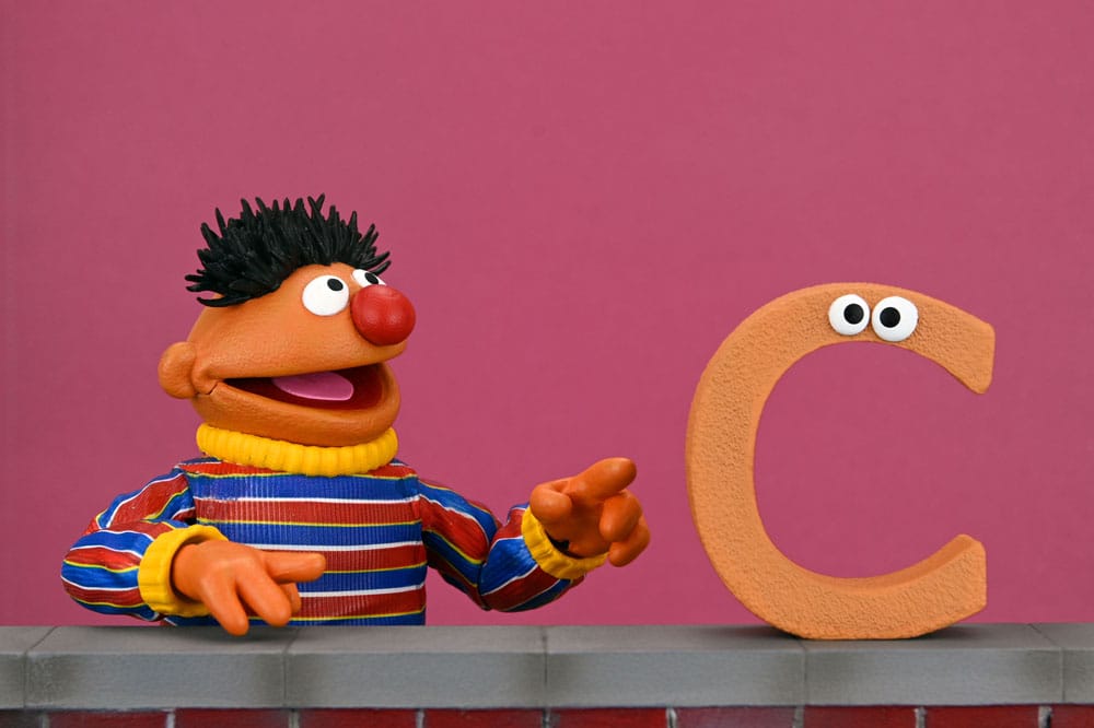Sesamstraße - Ultimate Ernie 18 cm Actionfigur NECA