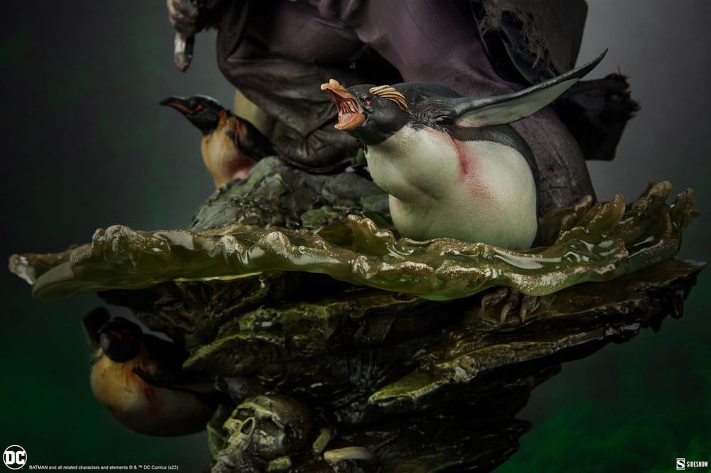 Sideshow Collectibles DC Comics The Penguin Premium Format Statue