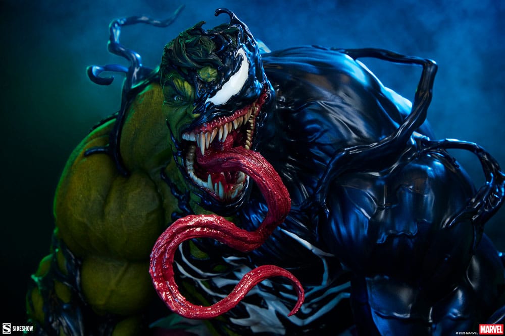 Sideshow Collectibles Marvel Venomized Hulk Premium Format Statue