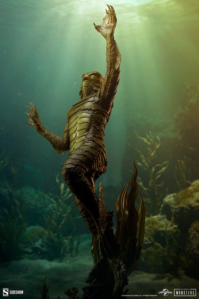 Sideshow Collectibles Universal Monsters Creature From The Black Lagoon Premium Format 1/4 Statue