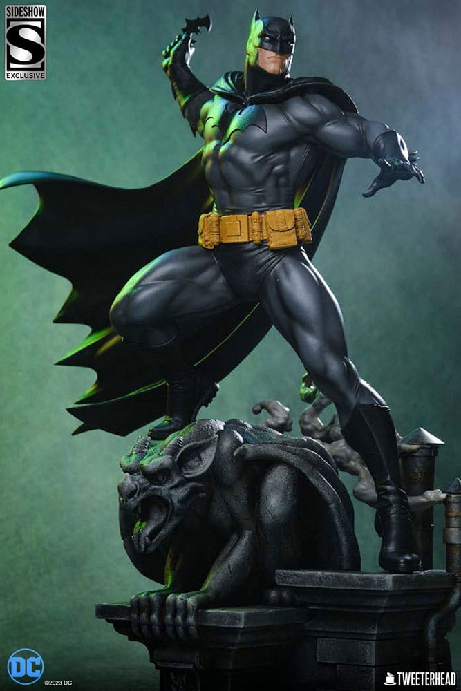 Tweeterhead DC Comics Batman (Black and Gray Edition) 1/4 Maquette