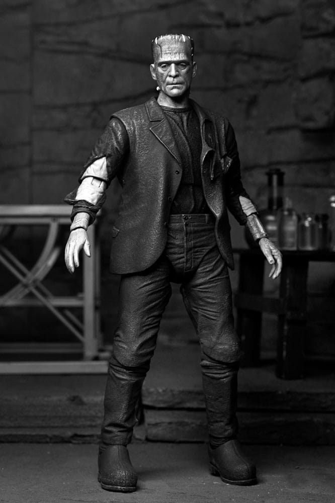 Universal Monsters Actionfigur Ultimate Frankenstein’s Monster (Bride of Frankenstein) (B&W) 18 cm