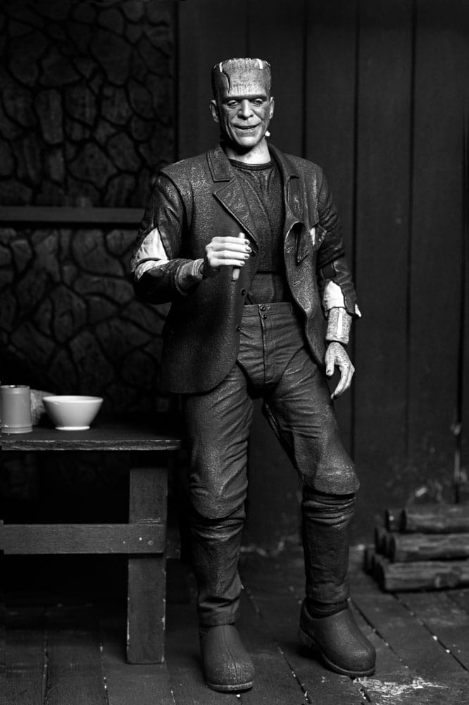 Universal Monsters Actionfigur Ultimate Frankenstein’s Monster (Bride of Frankenstein) (B&W) 18 cm