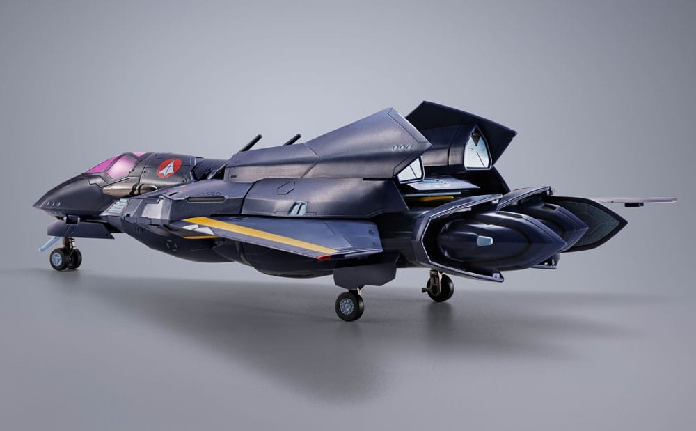Macross 7 VF-17S Nightmare Stealthvalkyrie (Gamlin Kizaki use) DX Chogokin Actionfigur