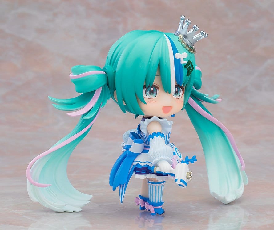 Character Vocal Series 01 Hatsune Miku Nendoroid Lawson's 50th Anniversary Special Live Ver. Statue