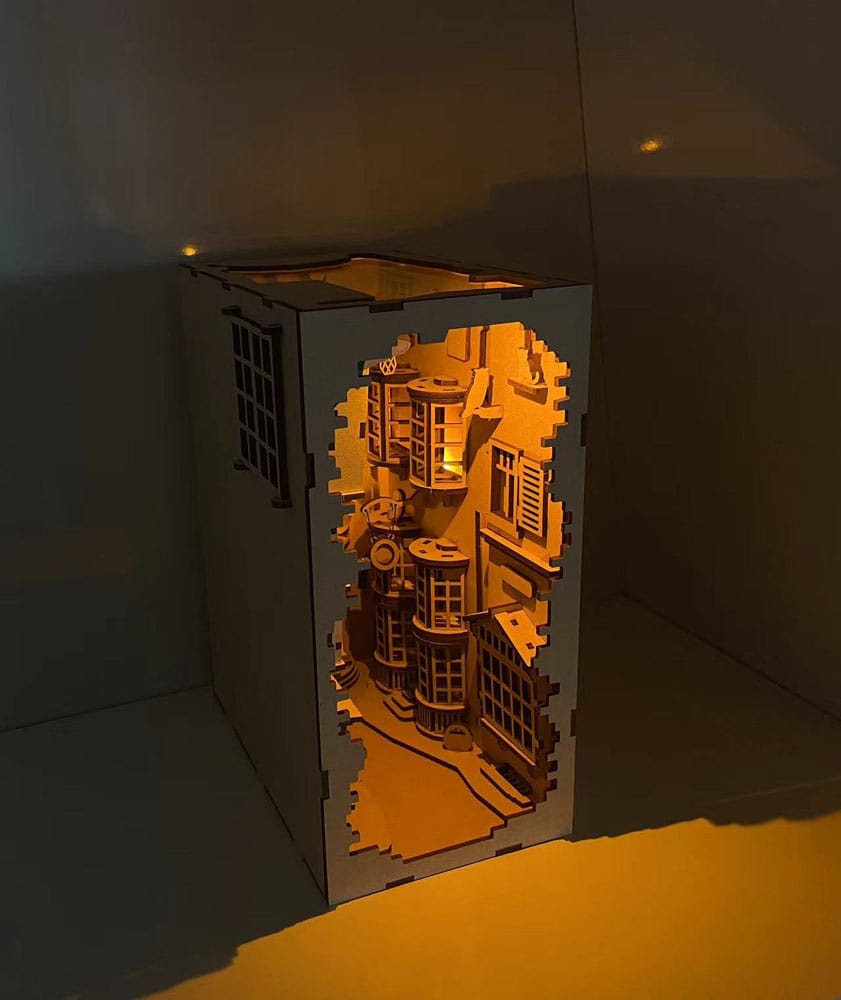 Harry Potter Winkelgasse Tiny Adventures Book Nook Mini-Diorama