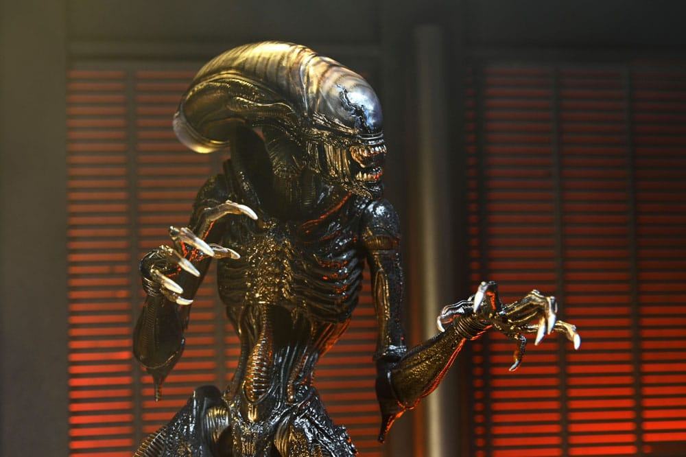 Alien Romulus Ultimate Scorched Xenomorph Actionfigur