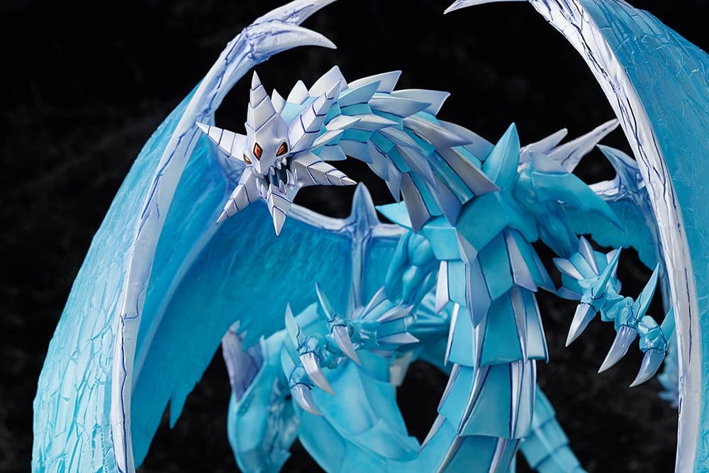 Amakuni Yu-Gi-Oh Card Game Monster Figure Collection Brionac Dragon of the Ice Barrier Figur