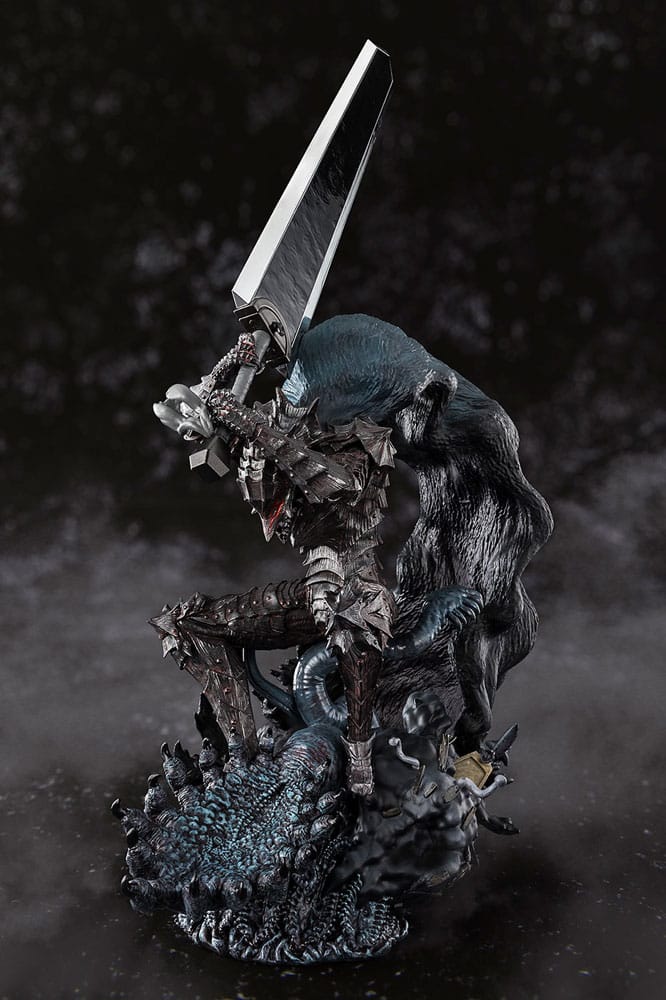 Bandai Tamashii Nations Berserk Figuarts ZERO Guts Berserker Armor Metallic Touch Statue