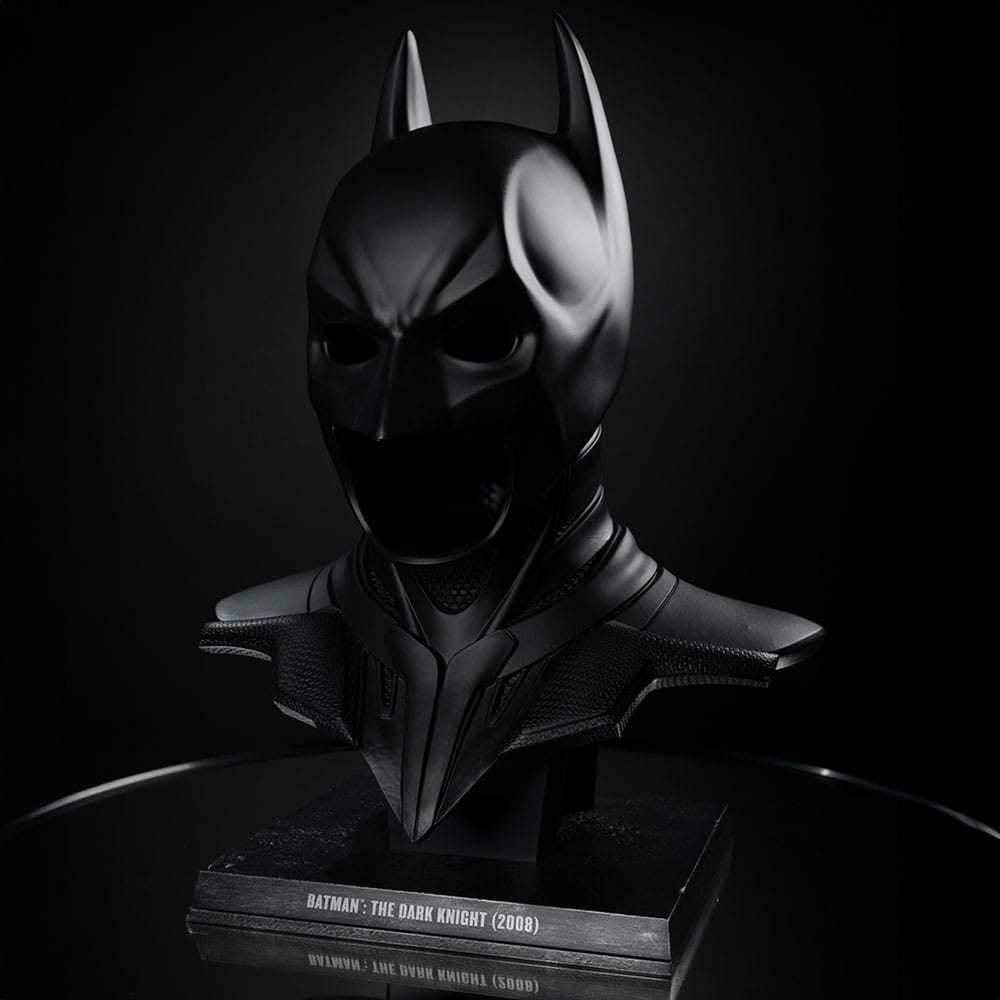 Batman - The Dark Knight Maske 54 cm DC Direct 1/1 Replik McFarlane Toys