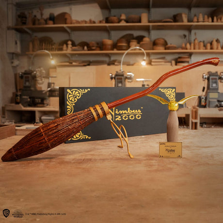 Cinereplicas Harry Potter Nimbus 2000 Junior Zauberbesen 1/1 Replik