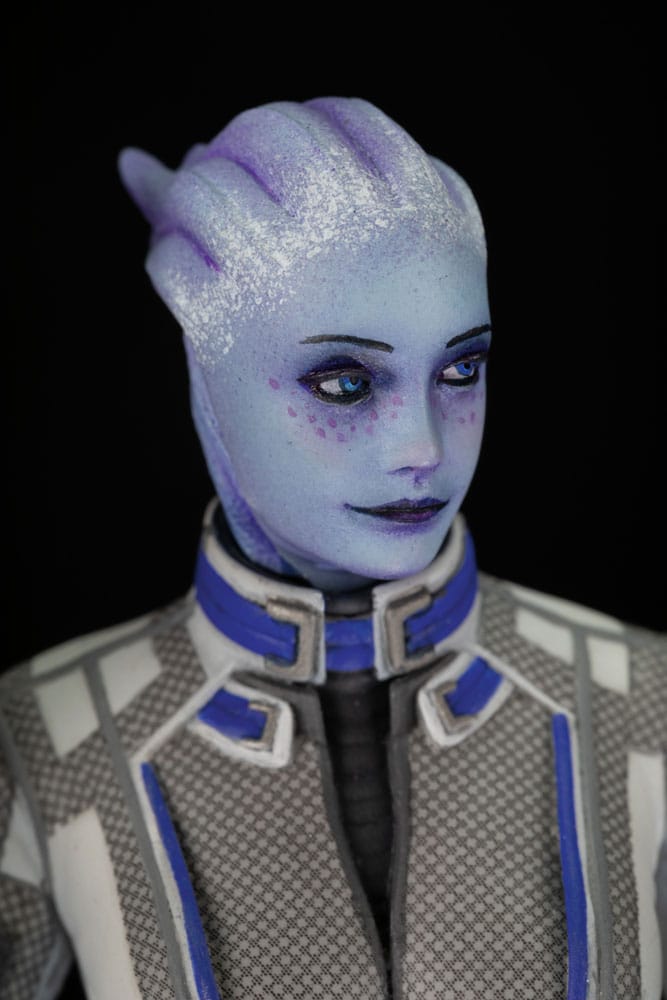 Dark Horse Mass Effect Liara T’Soni Statue