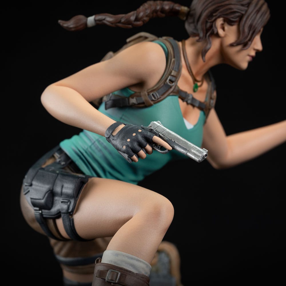 Dark Horse Tomb Raider Lara Croft Statue