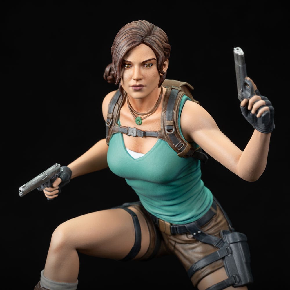 Dark Horse Tomb Raider Lara Croft Statue