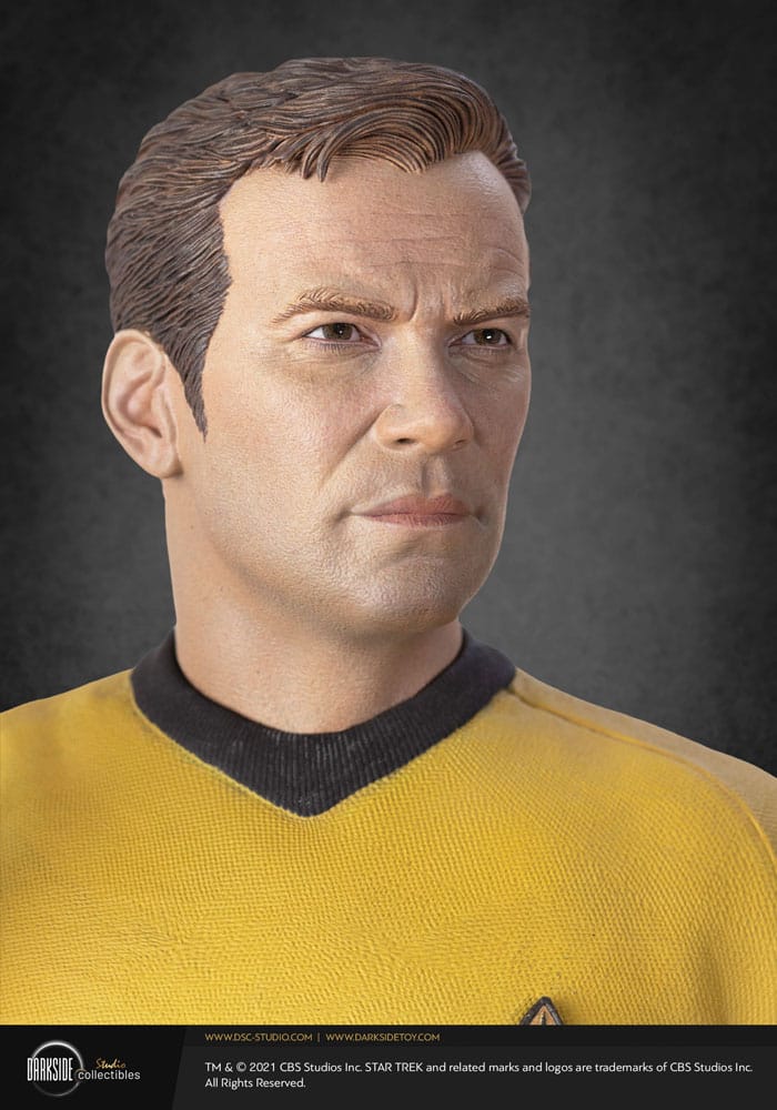 Darkside Collectibles Studio Star Trek Captain James T Kirk 1/3 Museum Statue