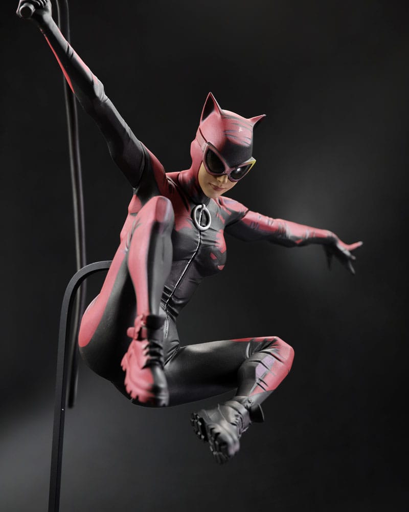 DC Direct Catwoman by Jock DC Designer Series 1/6 Statue