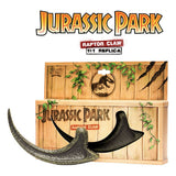 Doctor Collector Jurassic Park Velociraptor Kralle 1/1 Replik