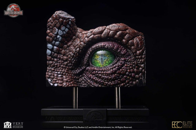 Elite Creature Collectibles Jurassic Park III Spinosaurus Eye Prop (Reproduction) Replik