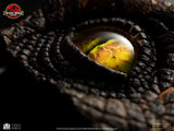 Elite Creature Collectibles The Lost World: Jurassic Park Male Velociraptor Eye Prop Replik