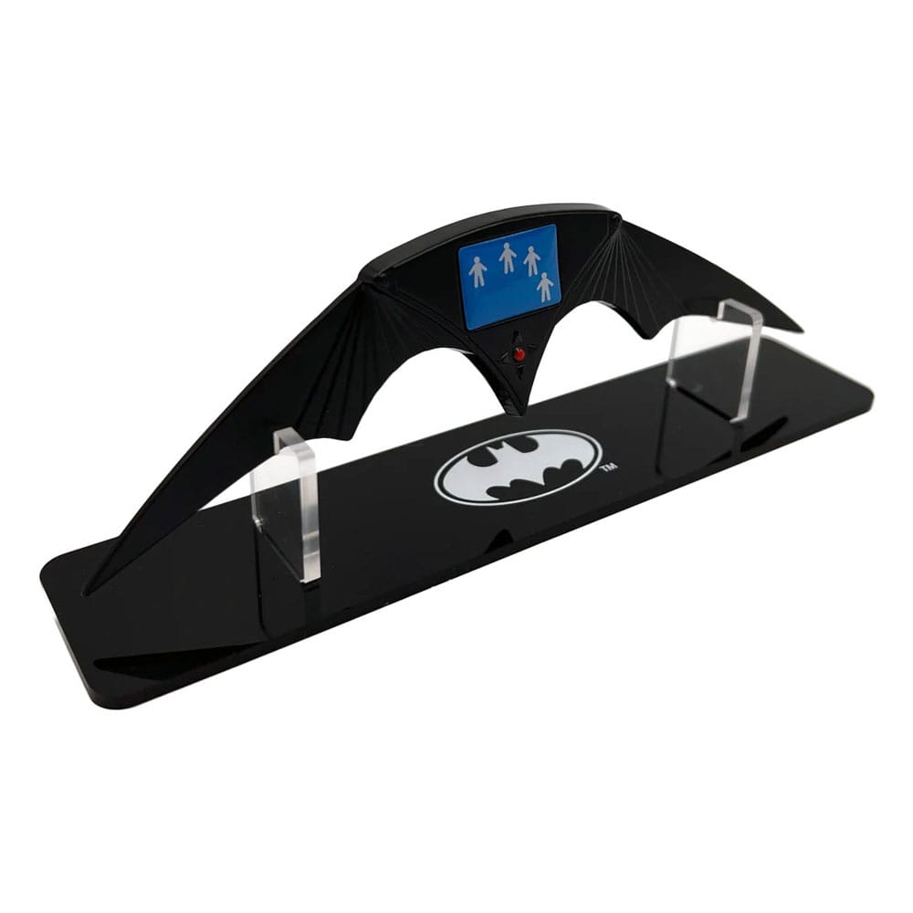 Factory Entertainment Batman Returns 1992 Batarang Prop Replik