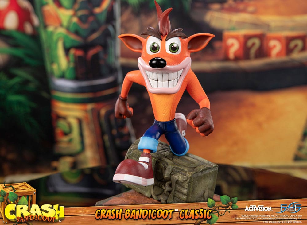 First 4 Figures Crash Bandicoot Classic Statue