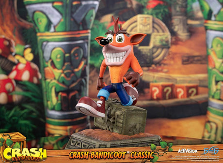 First 4 Figures Crash Bandicoot Classic Statue