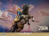 First 4 Figures The Legend of Zelda Breath of the Wild Link on Horseback Statue - Beschädigte Verpackung