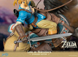 First 4 Figures The Legend of Zelda Breath of the Wild Link on Horseback Statue - Beschädigte Verpackung