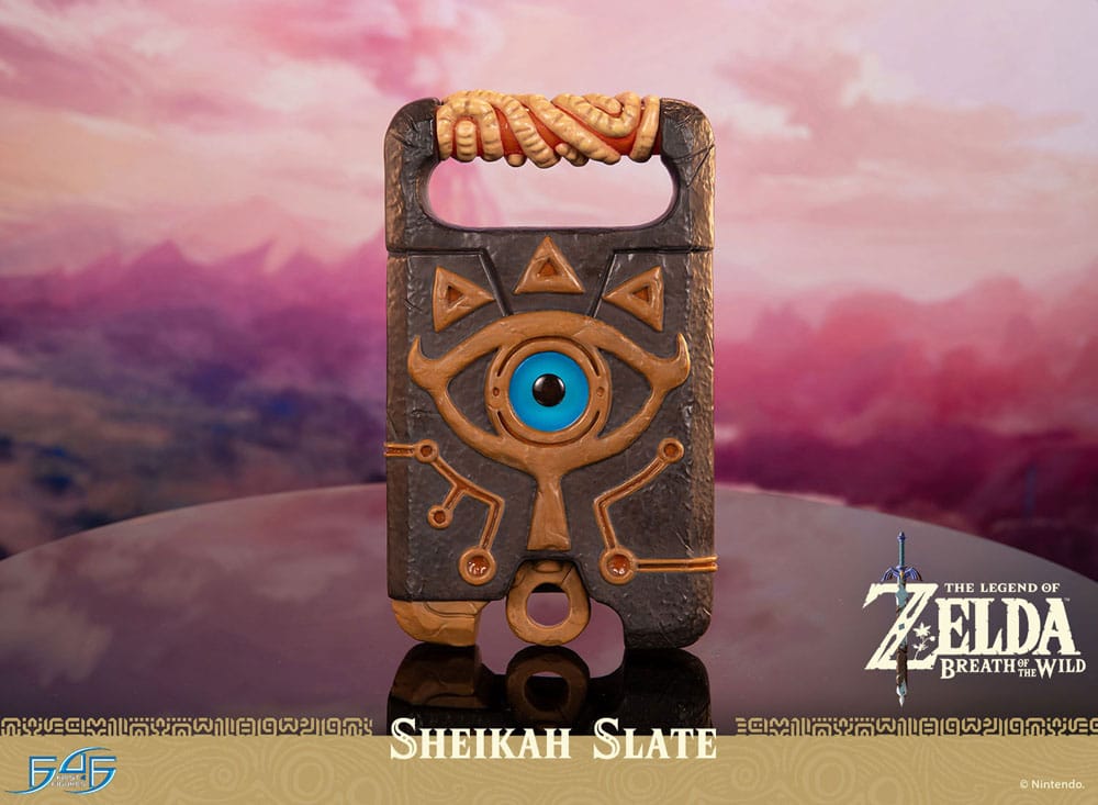 First 4 Figures The Legend of Zelda Breath of the Wild Sheikah Slate Life-Size 1/1 Statue
