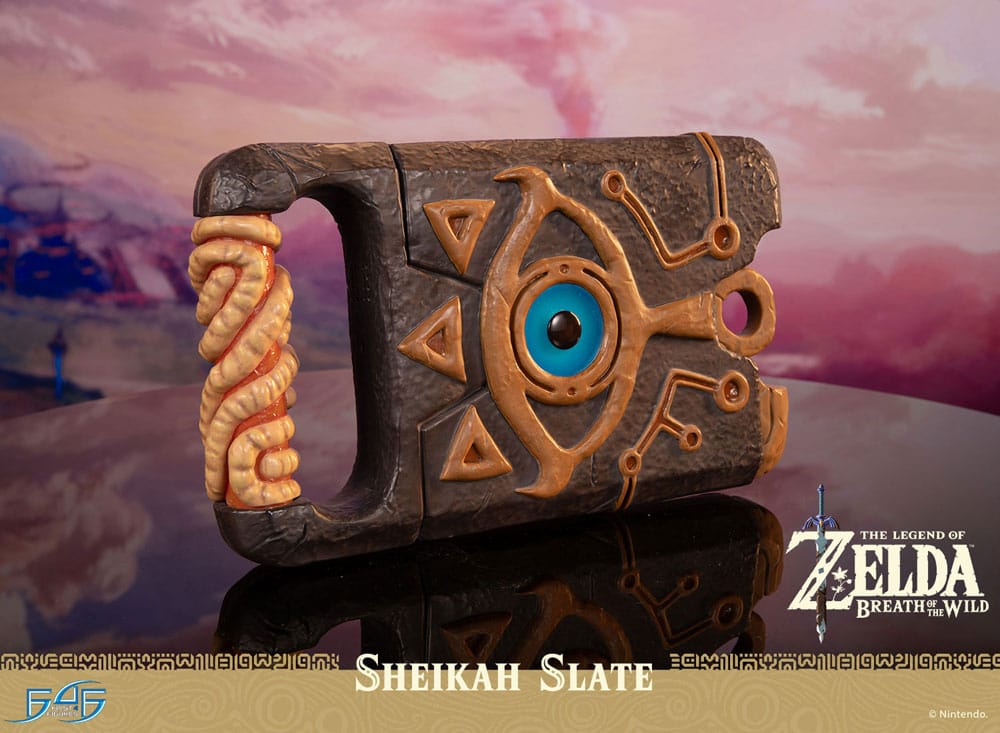 First 4 Figures The Legend of Zelda Breath of the Wild Sheikah Slate Life-Size 1/1 Statue