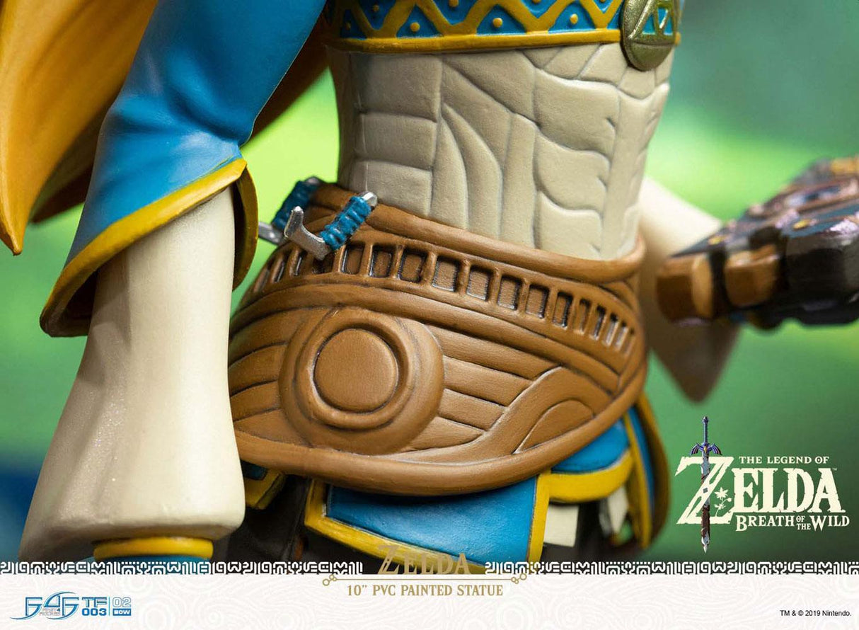 First 4 Figures The Legend Of Zelda Breath Of The Wild Zelda Zelda Statue