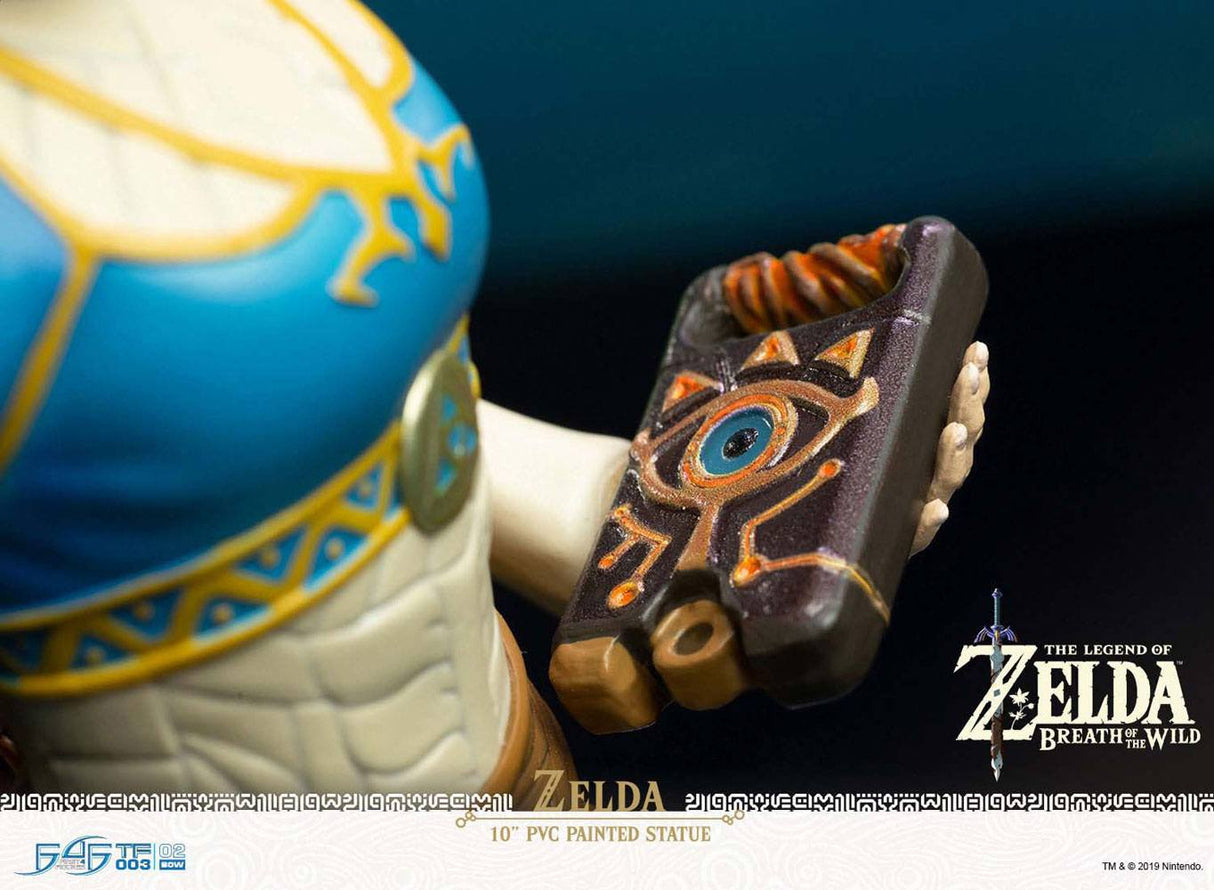 First 4 Figures The Legend Of Zelda Breath Of The Wild Zelda Zelda Statue