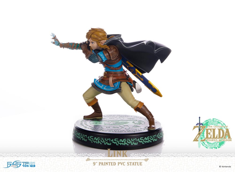 First 4 Figures The Legend of Zelda Tears of the Kingdom Link Statue